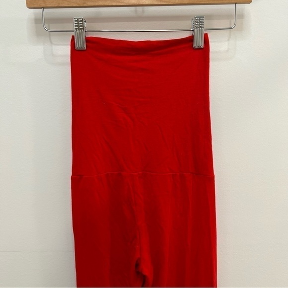 Aerie offline fold over waist band red leggings. Like new. - Picture 5 of 6